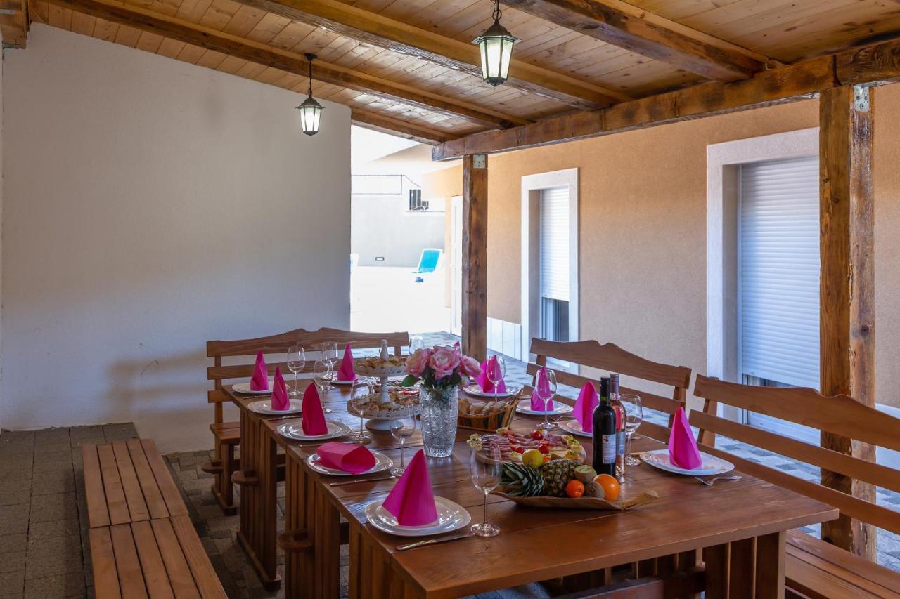 Andela 2 Apartman Makarska Kültér fotó