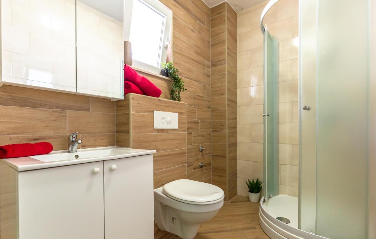 Andela 2 Apartman Makarska Kültér fotó
