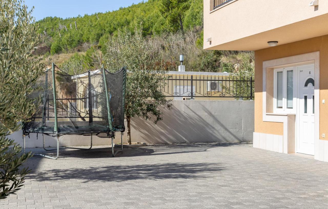 Andela 2 Apartman Makarska Kültér fotó